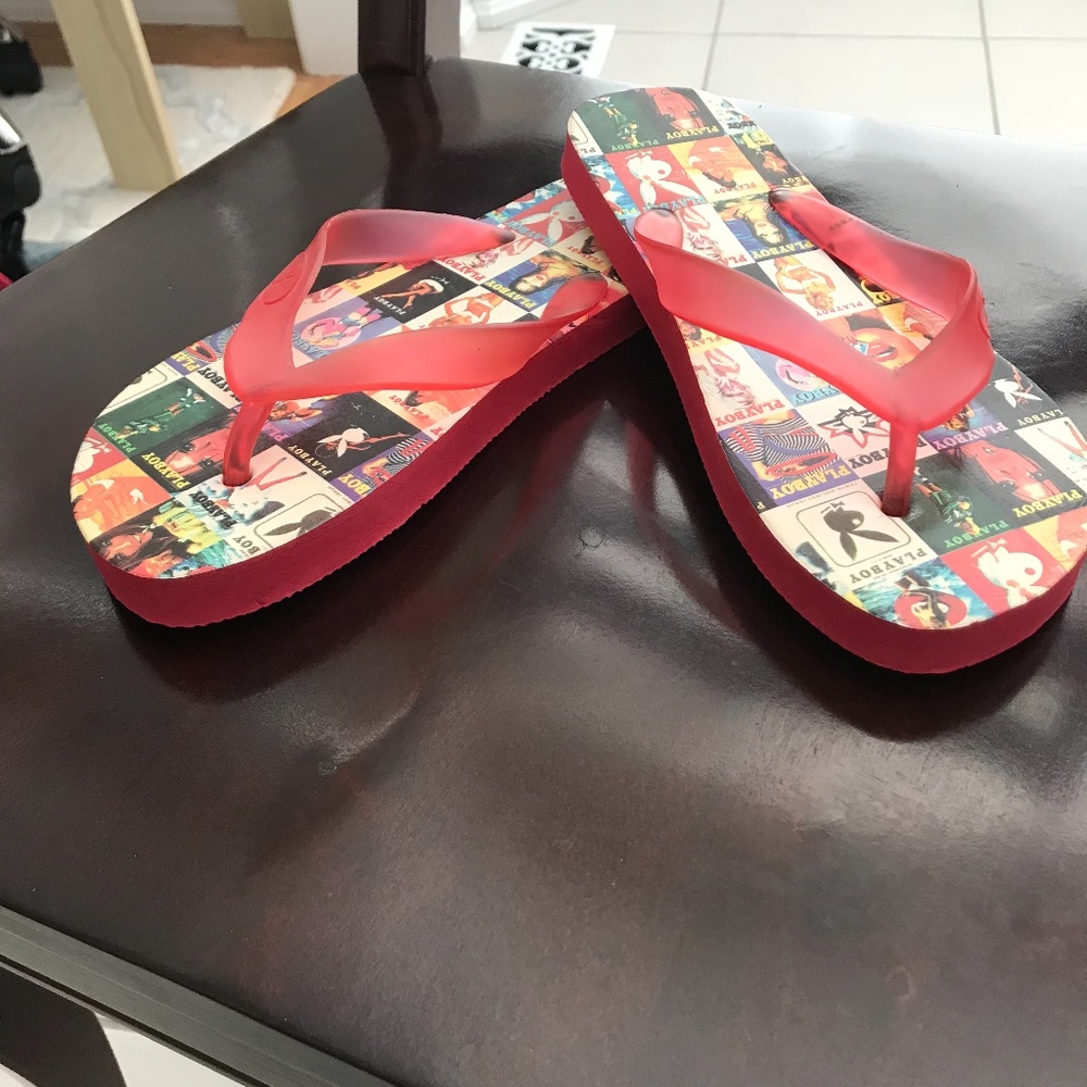 Vintage Playboy Flip Flops - size 5/6, never worn - Picture 3 of 7